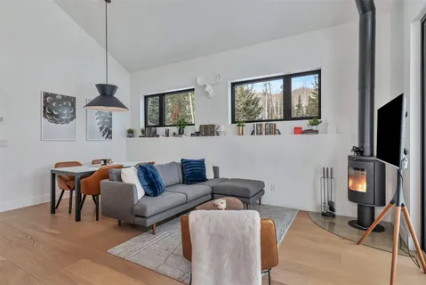 $1,250,000 | 24700 Lone Tooth Trail, Oak Creek, CO 80467