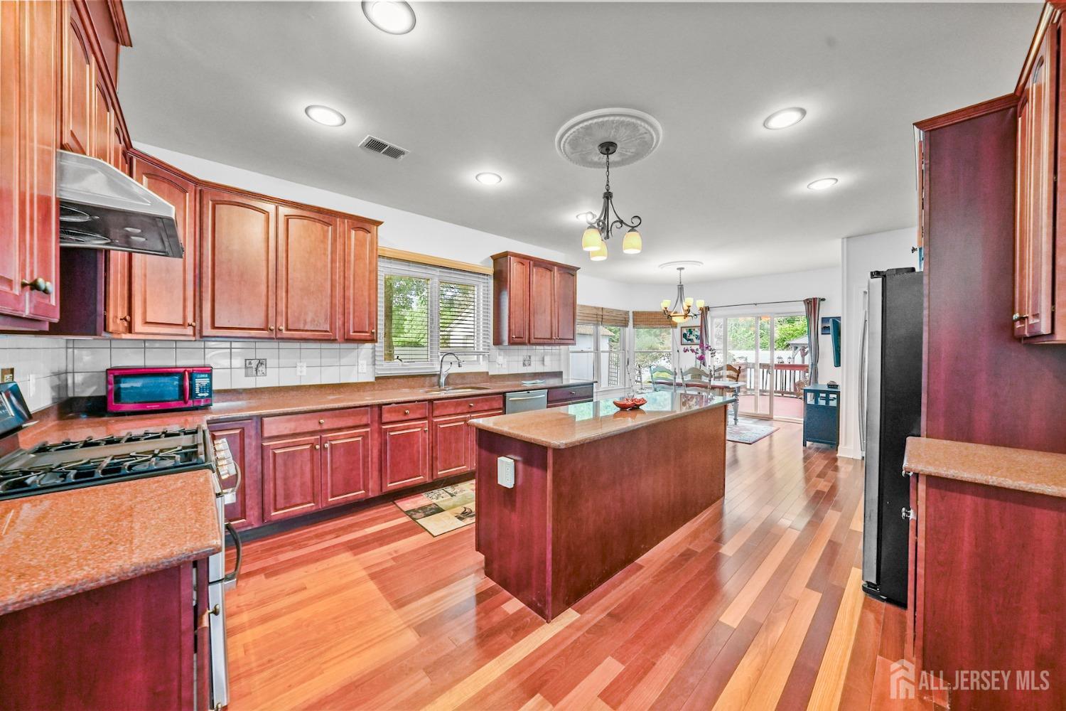 16 Catelli Road Princeton, NJ 08540 - Photo 11 of 53 Gallery Image 11