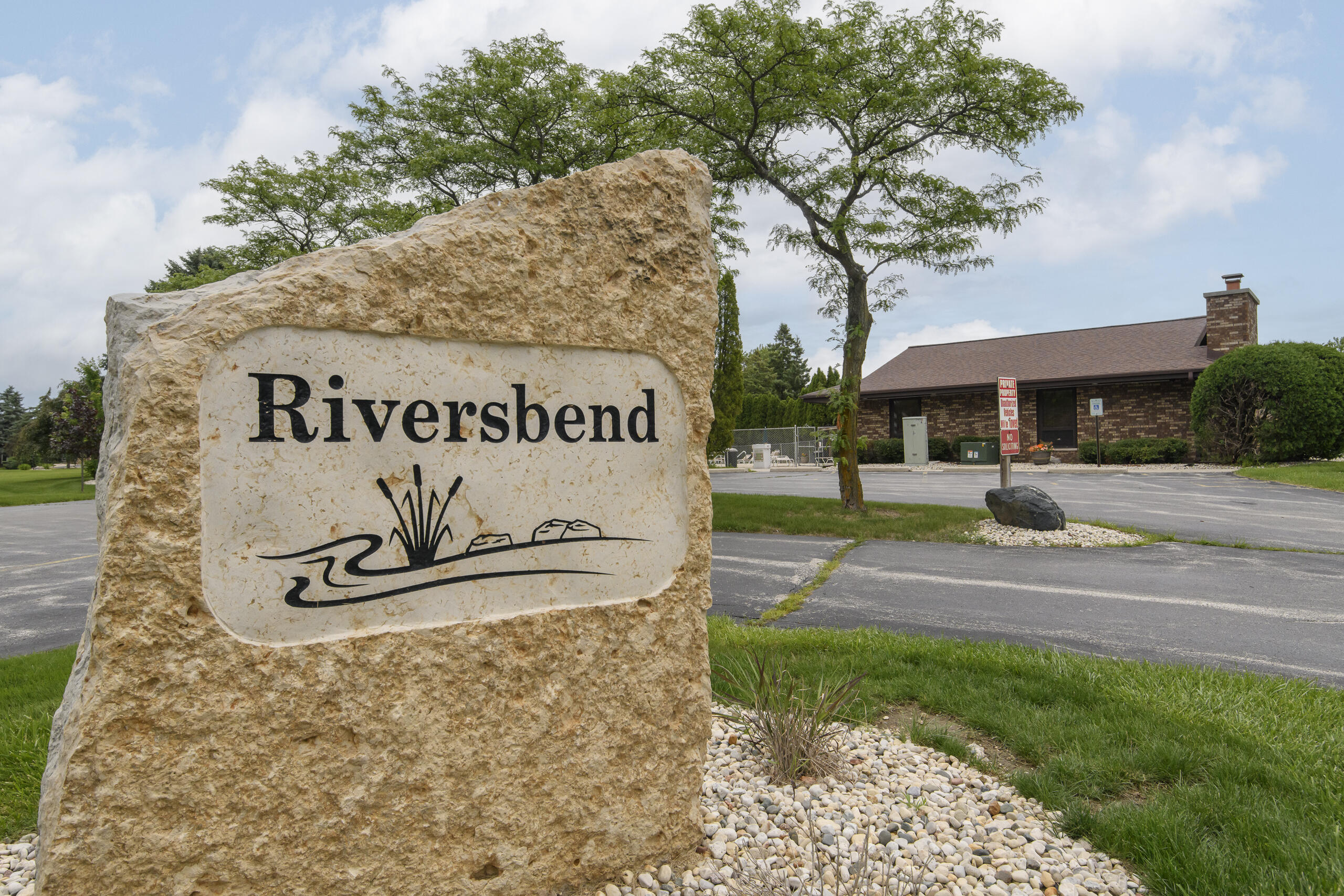 W178N9858 Riversbend Circle East, Unit D95 Germantown, WI 53022 - Photo 23 of 27 Community Sign