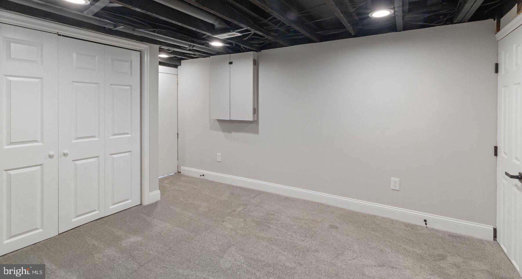 653 Bartlett Avenue Baltimore, MD 21218 - Photo 29 of 39 a view of an empty room