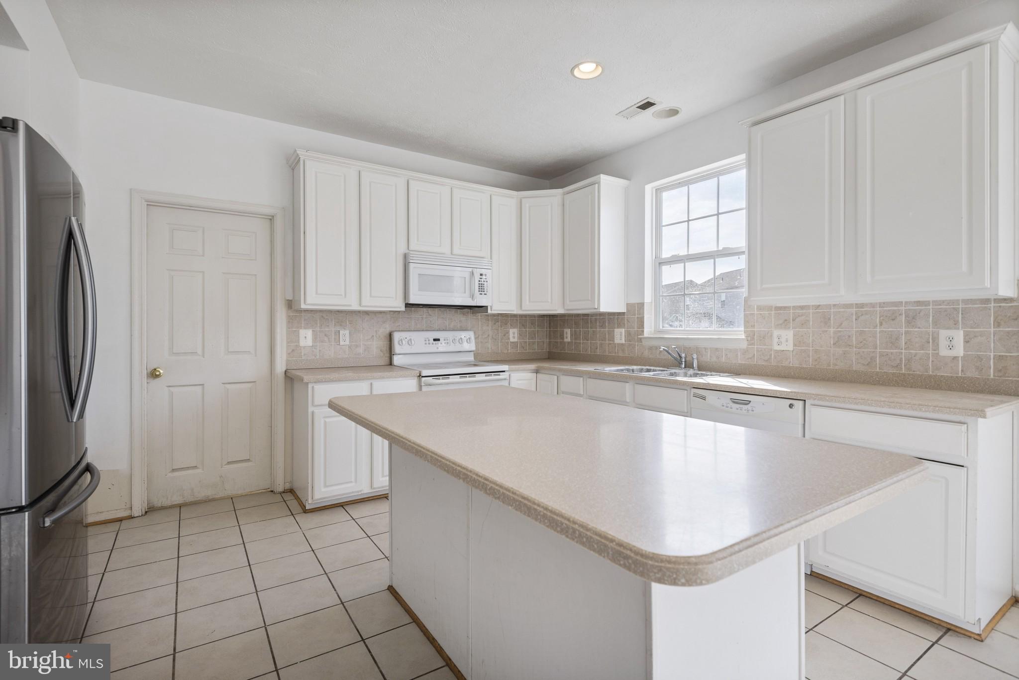 1305 Cattail Commons Way Denton, MD 21629 - Photo 18 of 51