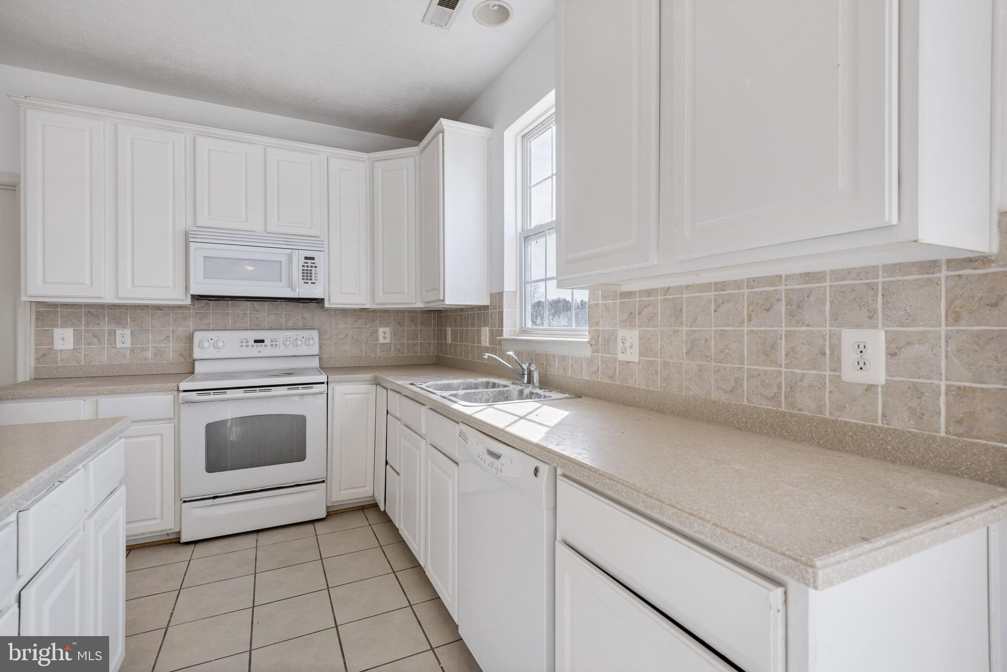 1305 Cattail Commons Way Denton, MD 21629 - Photo 19 of 51