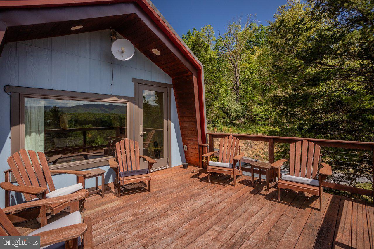 6261 South Page Valley Road Luray, VA 22835 - Photo 36 of 55 Balcony