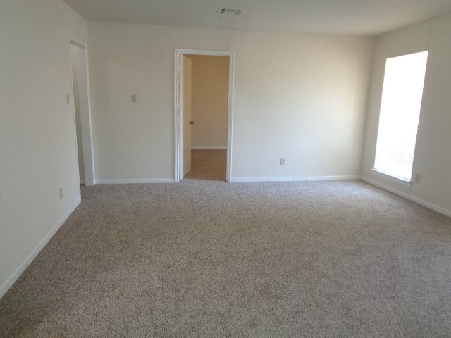 5504 Deep Forest Drive Houston, TX 77092 - Photo 11 of 25