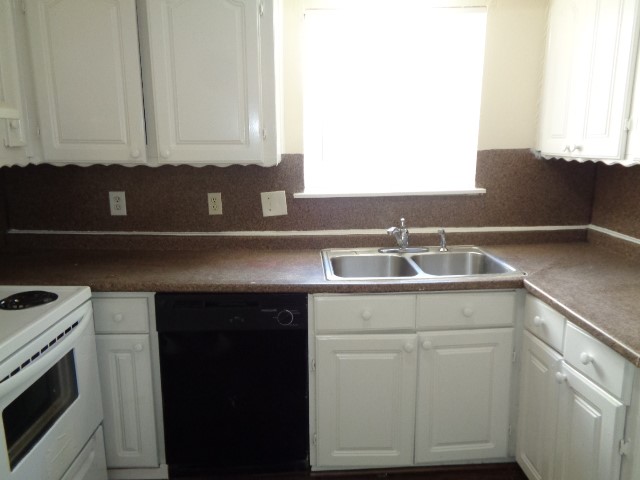 5504 Deep Forest Drive Houston, TX 77092 - Photo 16 of 25