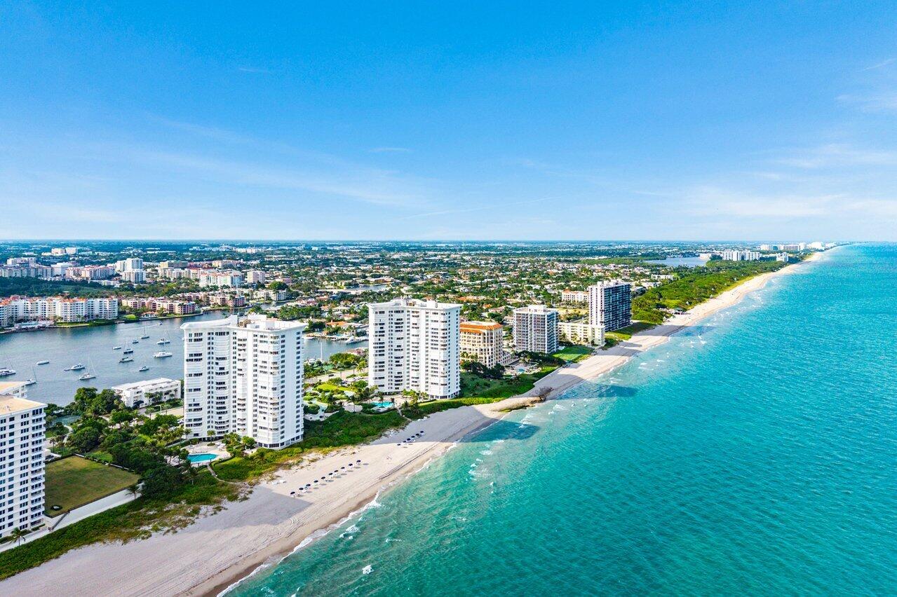 550 South Ocean Boulevard, Unit 2207 Boca Raton, FL 33432 - Photo 40 of 42 a view of a city
