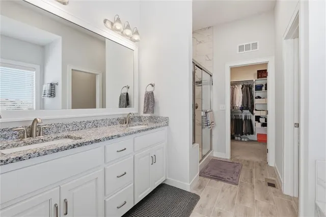 $585,000 | 4420 Southwest Tanzanite Drive, Lee's Summit, MO 64082