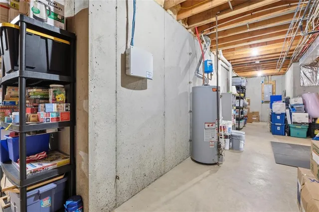 $585,000 | 4420 Southwest Tanzanite Drive, Lee's Summit, MO 64082