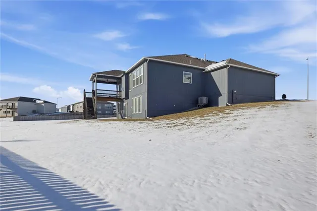 $585,000 | 4420 Southwest Tanzanite Drive, Lee's Summit, MO 64082