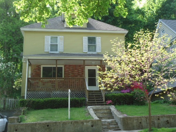 89 Beaconsfield Road Worcester, MA 01602 - Photo 1 of 23 Gallery Image 1