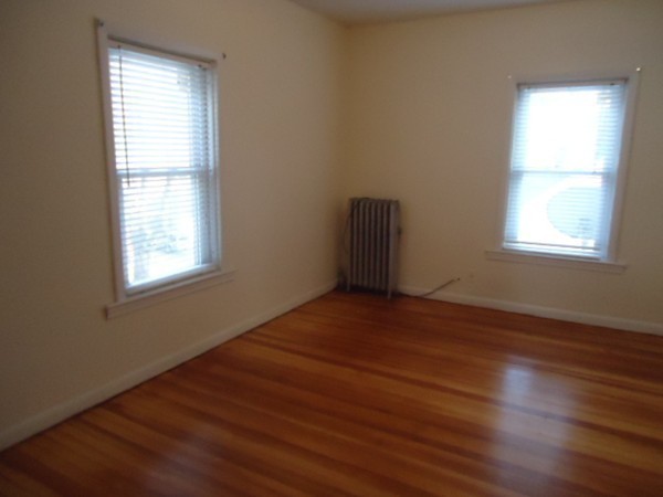 89 Beaconsfield Road Worcester, MA 01602 - Photo 11 of 23 Gallery Image 11