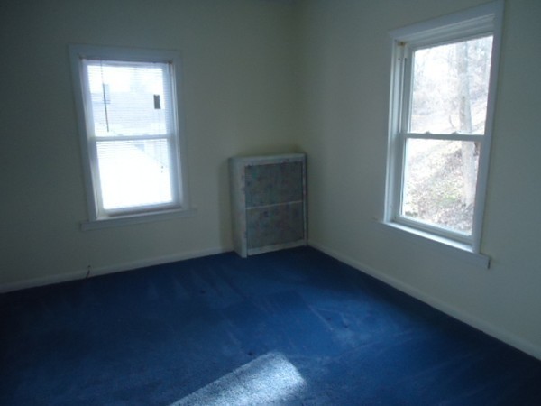 89 Beaconsfield Road Worcester, MA 01602 - Photo 12 of 23 Gallery Image 12