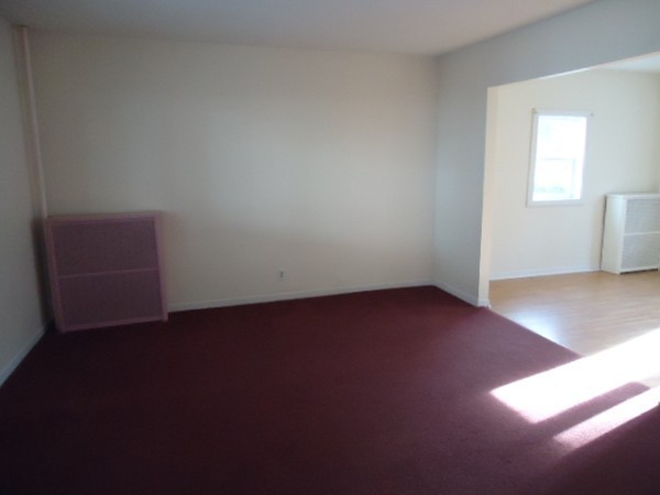 89 Beaconsfield Road Worcester, MA 01602 - Photo 9 of 23 Gallery Image 9