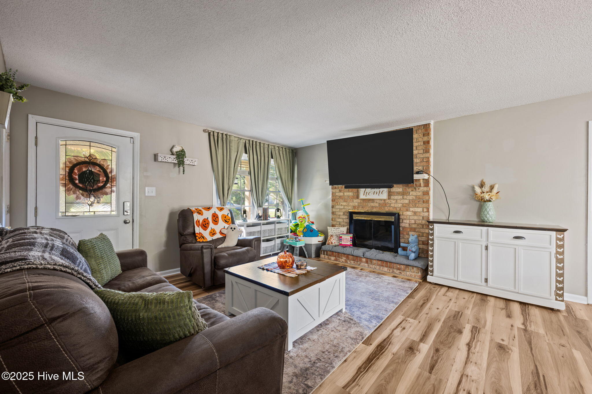 600 West Grantham Road New Bern, NC 28562 - Photo 5 of 27 5-web-or-mls-DSC_6583