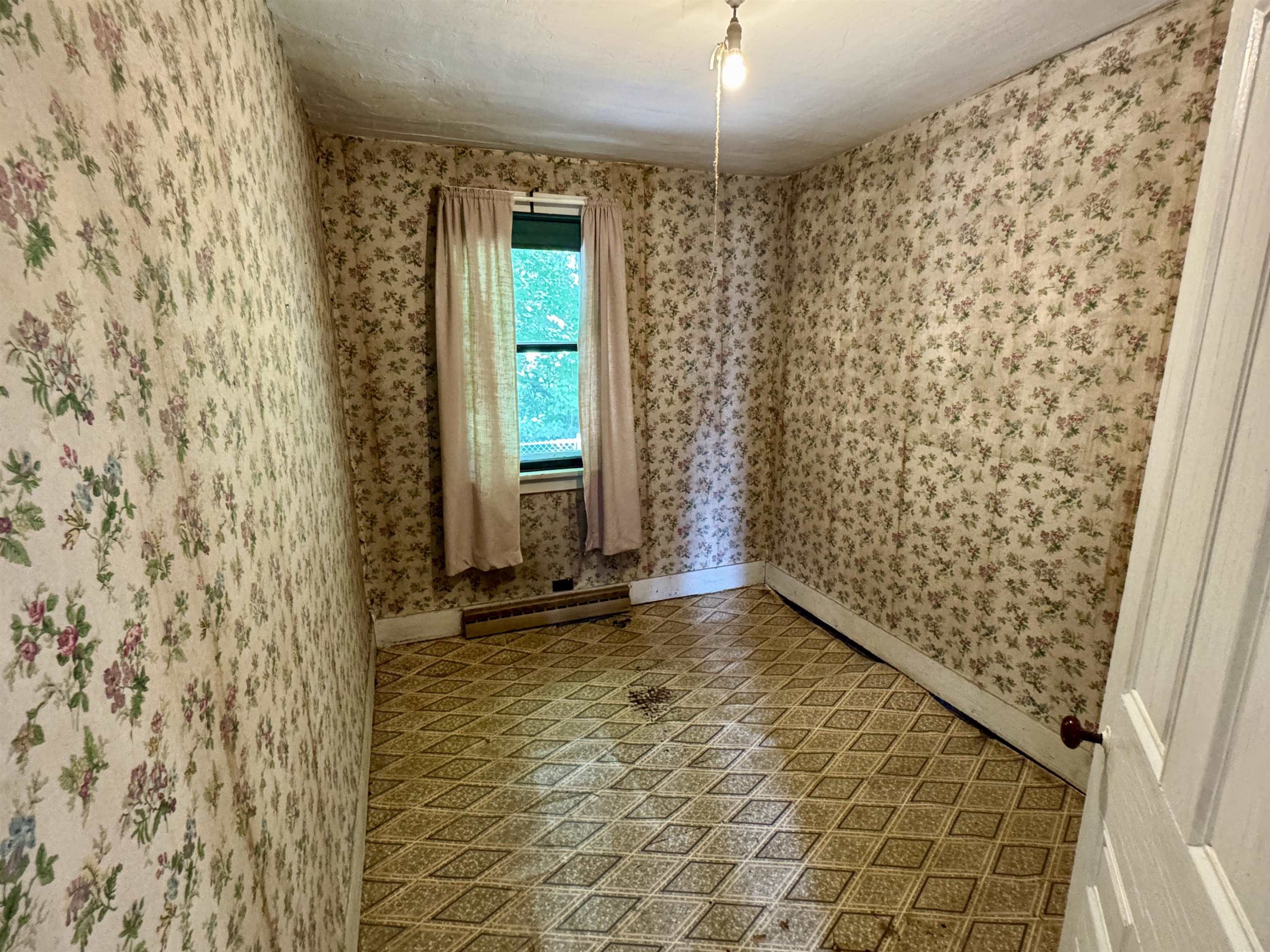 53 Sugarhouse Road Burke, VT 05871 - Photo 19 of 44