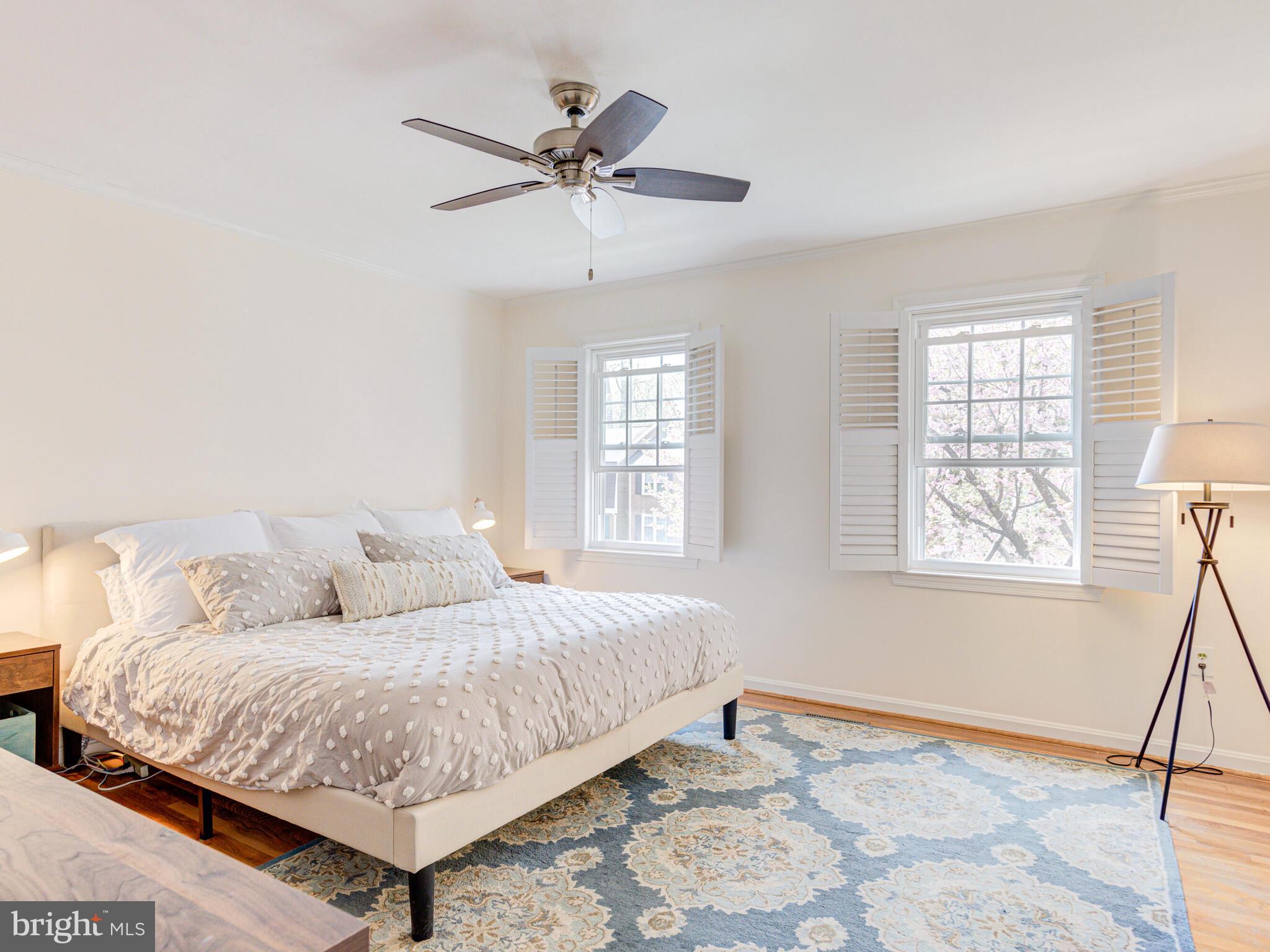 5271 Bradgen Court Springfield, VA 22151 - Photo 18 of 47 Primary Bedroom has hardwoods, Plantation shutters