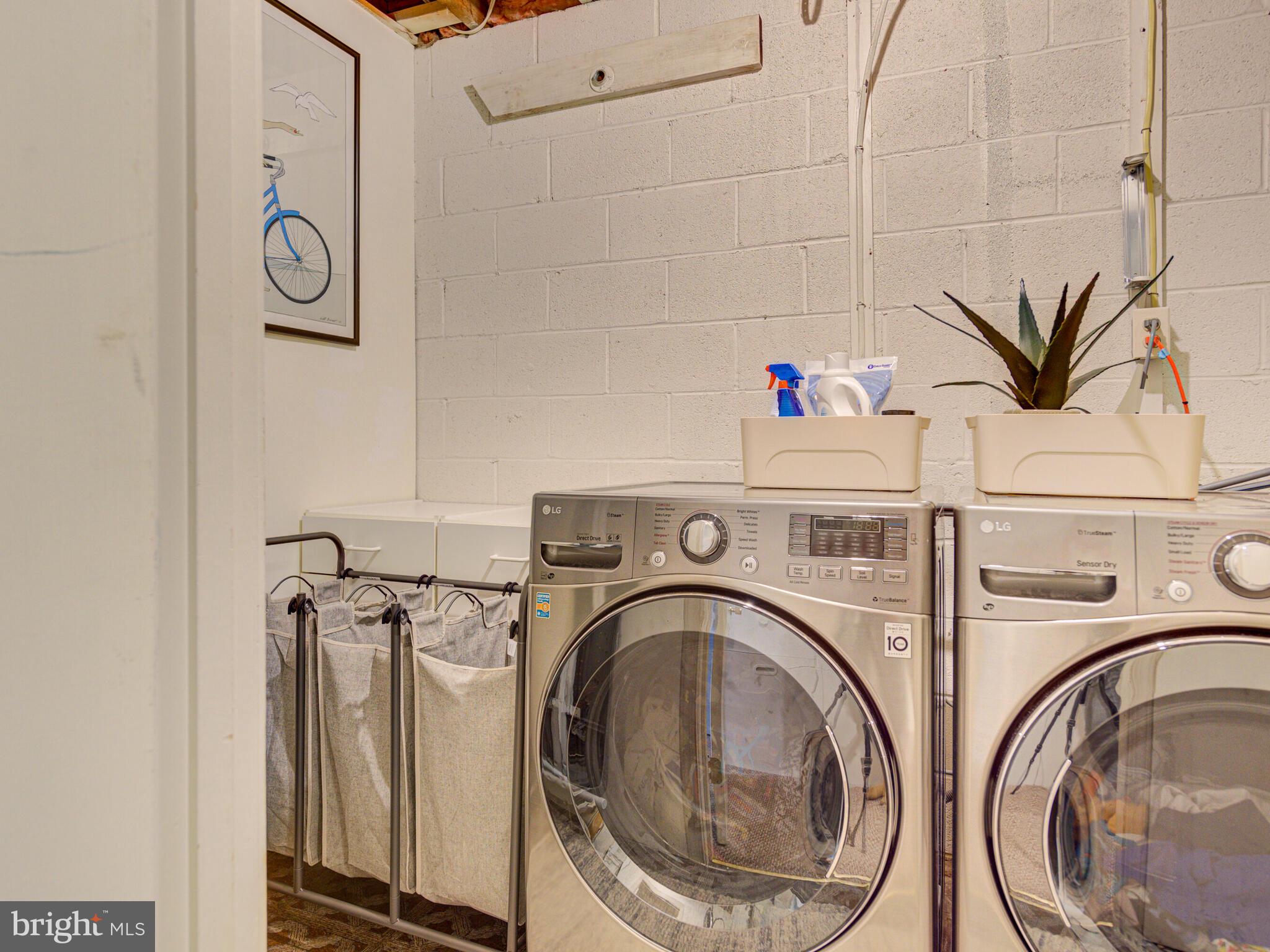 5271 Bradgen Court Springfield, VA 22151 - Photo 36 of 47 Laundry area: washer/dryer are just one year old