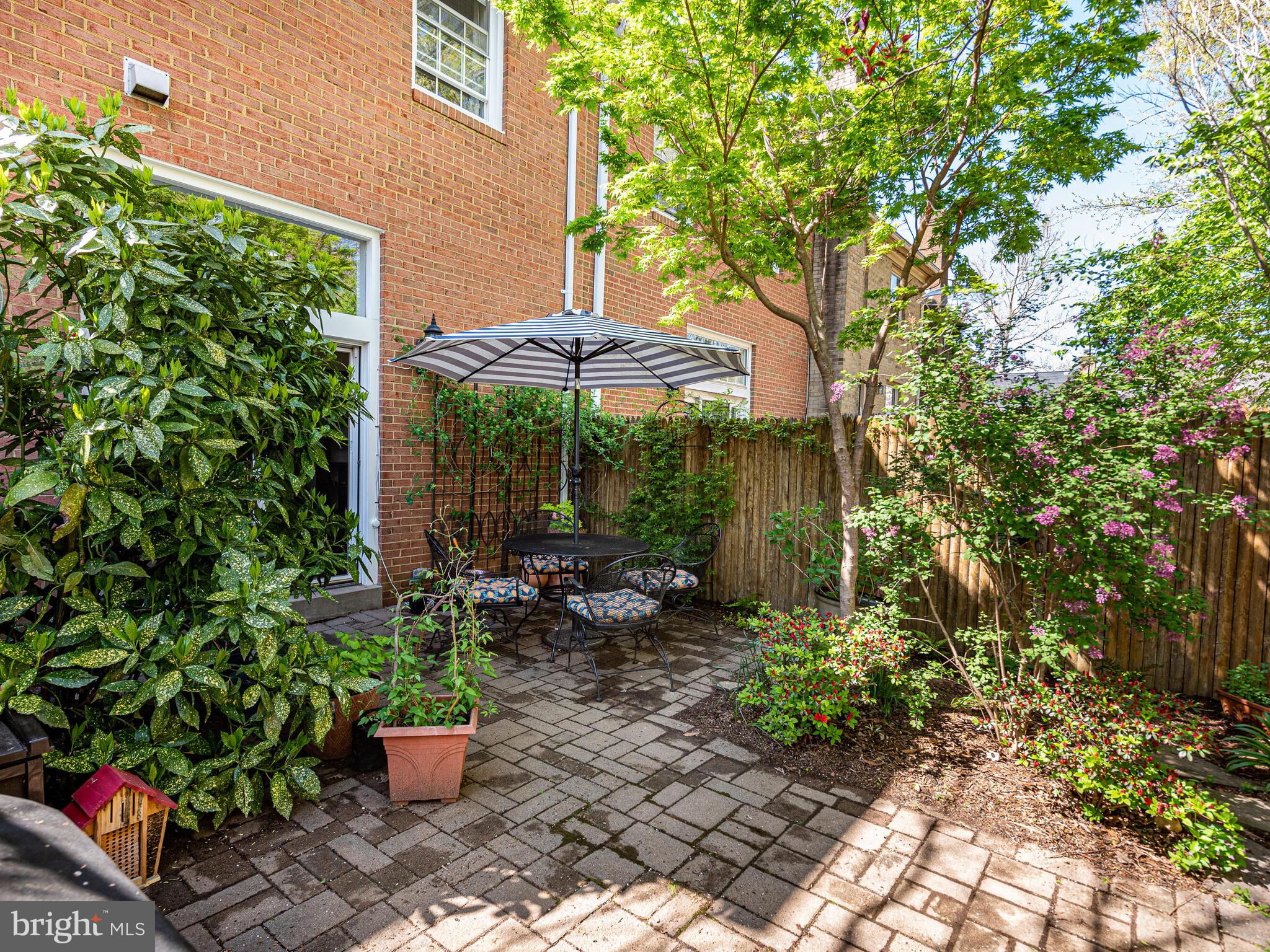 5271 Bradgen Court Springfield, VA 22151 - Photo 39 of 47 Peaceful, tranquil place to Zoom or entertain