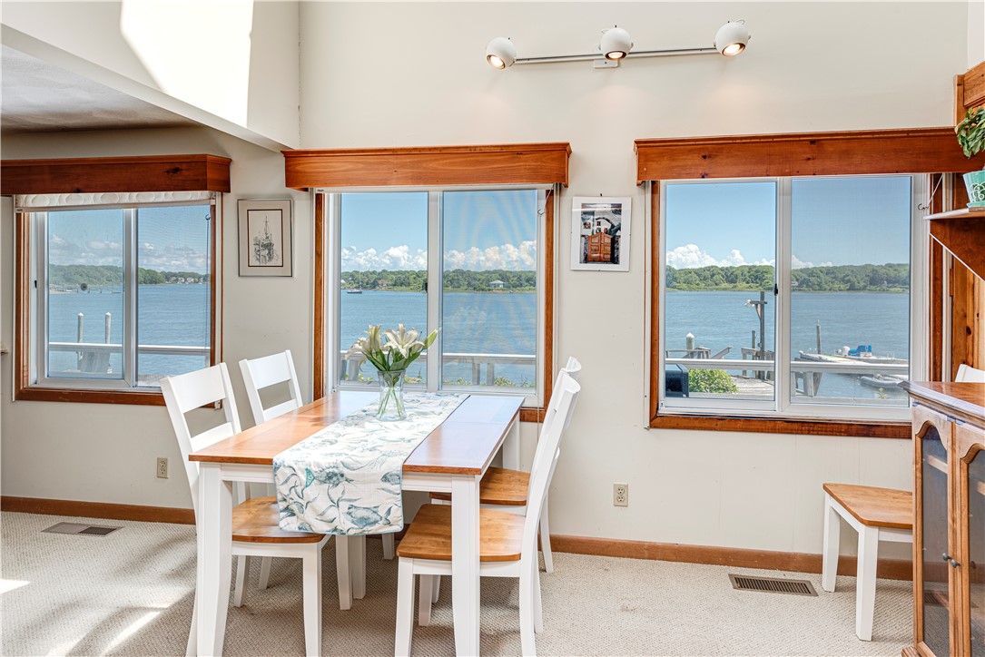 67 Franks Neck Road Narragansett, RI 02882 - Photo 19 of 46