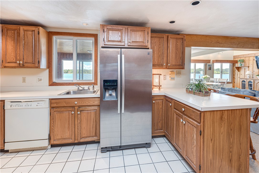 67 Franks Neck Road Narragansett, RI 02882 - Photo 24 of 46