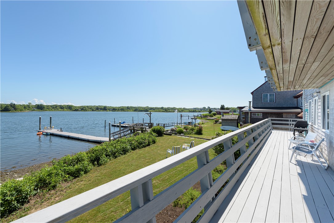 67 Franks Neck Road Narragansett, RI 02882 - Photo 9 of 46