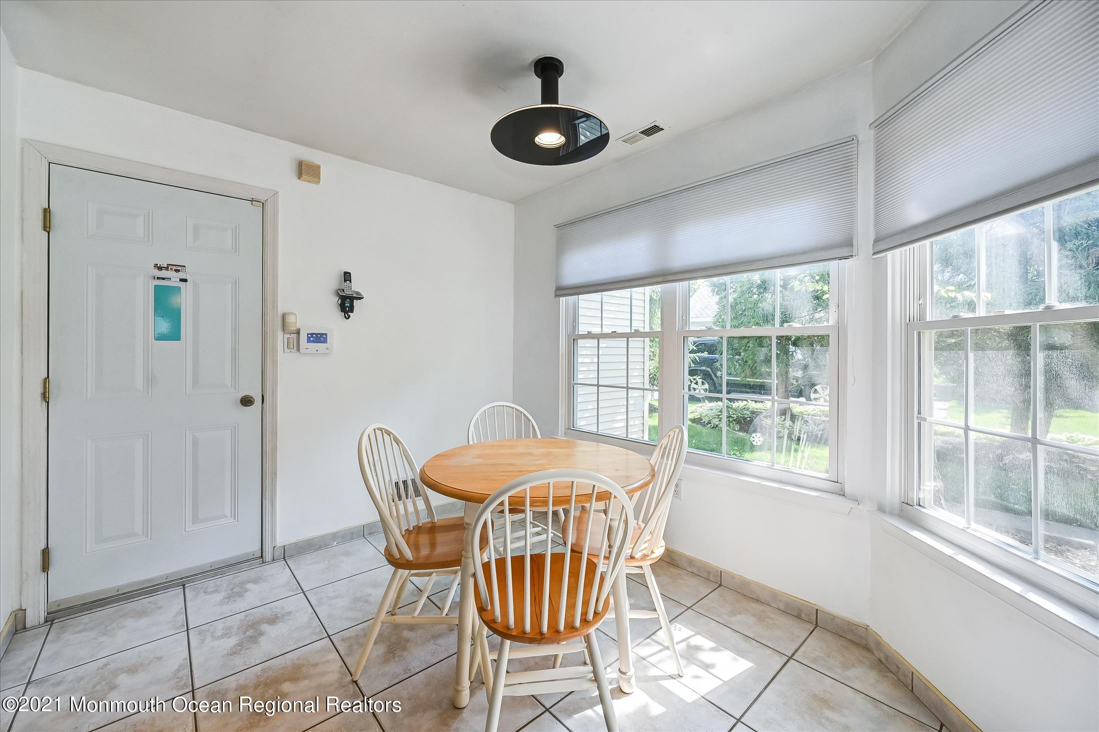163 Colony Lane Manalapan, NJ 07726 - Photo 18 of 28 Breakfast Area
