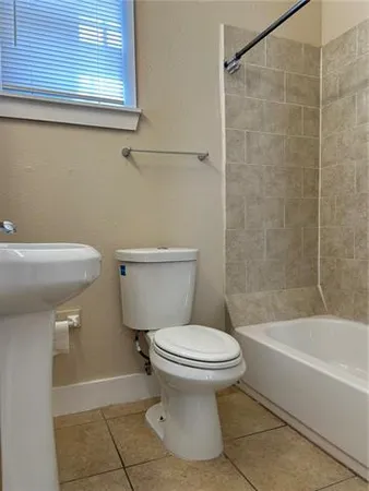 $2,000 | 962 Felicity Street, New Orleans, LA 70130