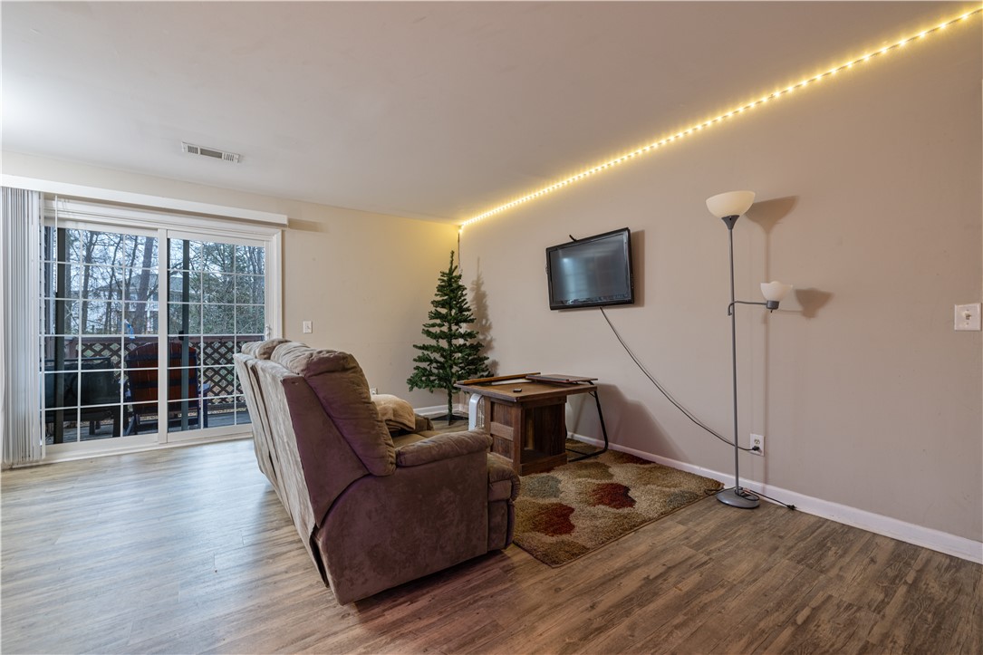 220 Elm Street, Unit 623 Clemson, SC 29631 - Photo 4 of 10