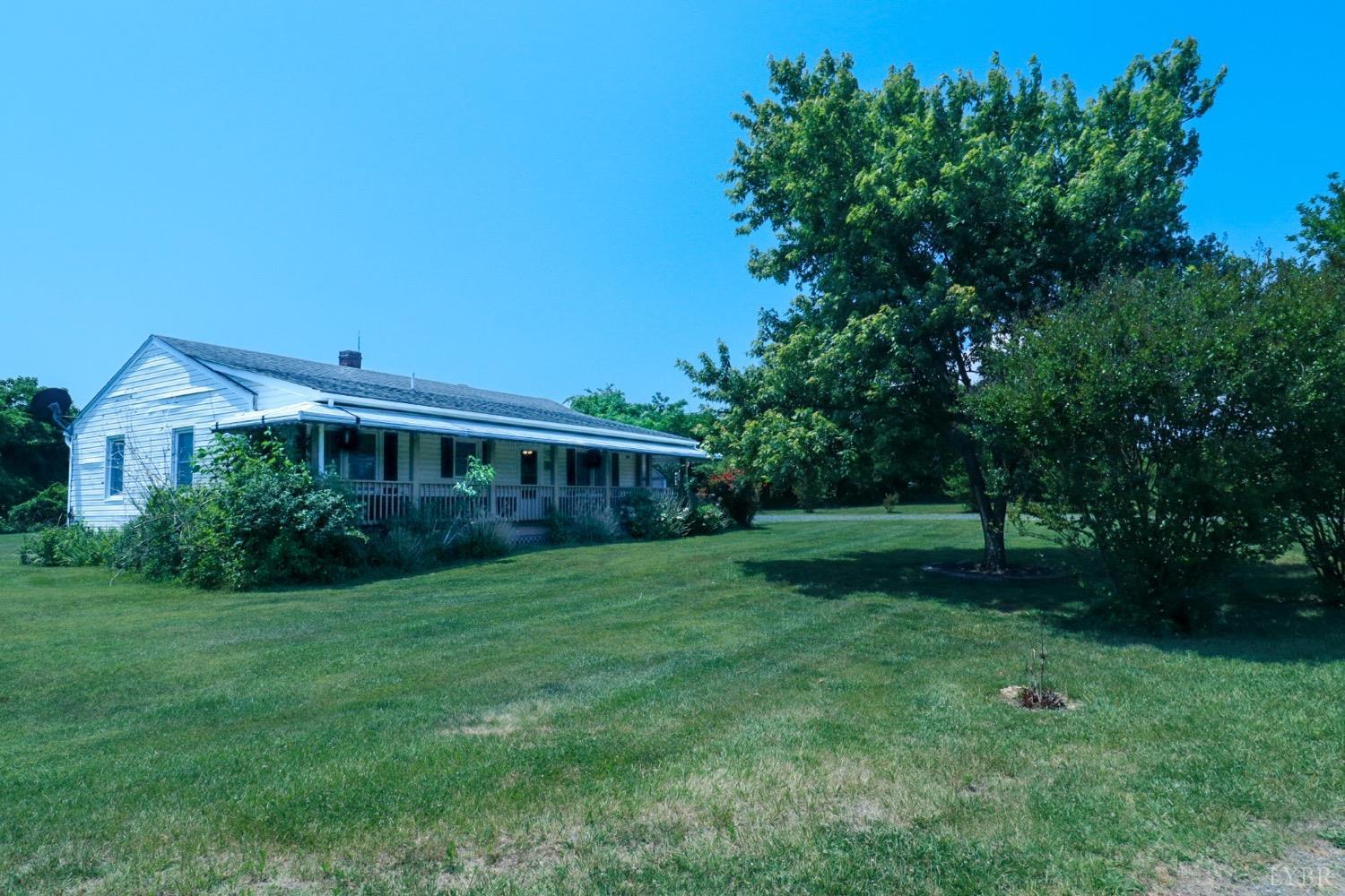 234 Phelps Road Madison Heights, VA 24572 - Photo 3 of 34 Gallery Image 3