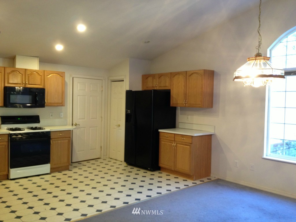 16526 Littlerock Road Southwest Rochester, WA 98579 - Photo 3 of 15