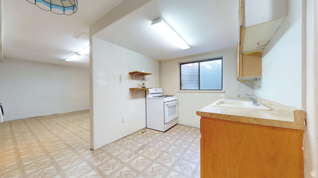2000 Anderson Jct Road Toquerville, UT 84774 - Photo 22 of 45 Basement kitchen