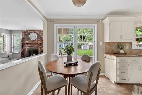 $450,000 | 8804 West 92nd Street, Overland Park, KS 66212