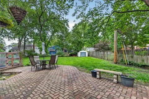 $450,000 | 8804 West 92nd Street, Overland Park, KS 66212