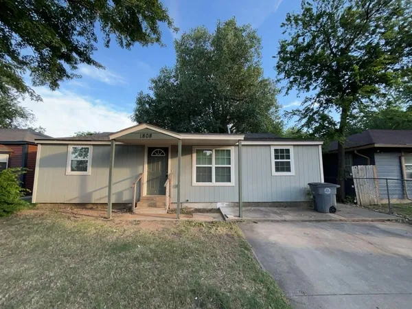 $1,195 | 1808 Northwest Taft Avenue, Lawton, OK 73507