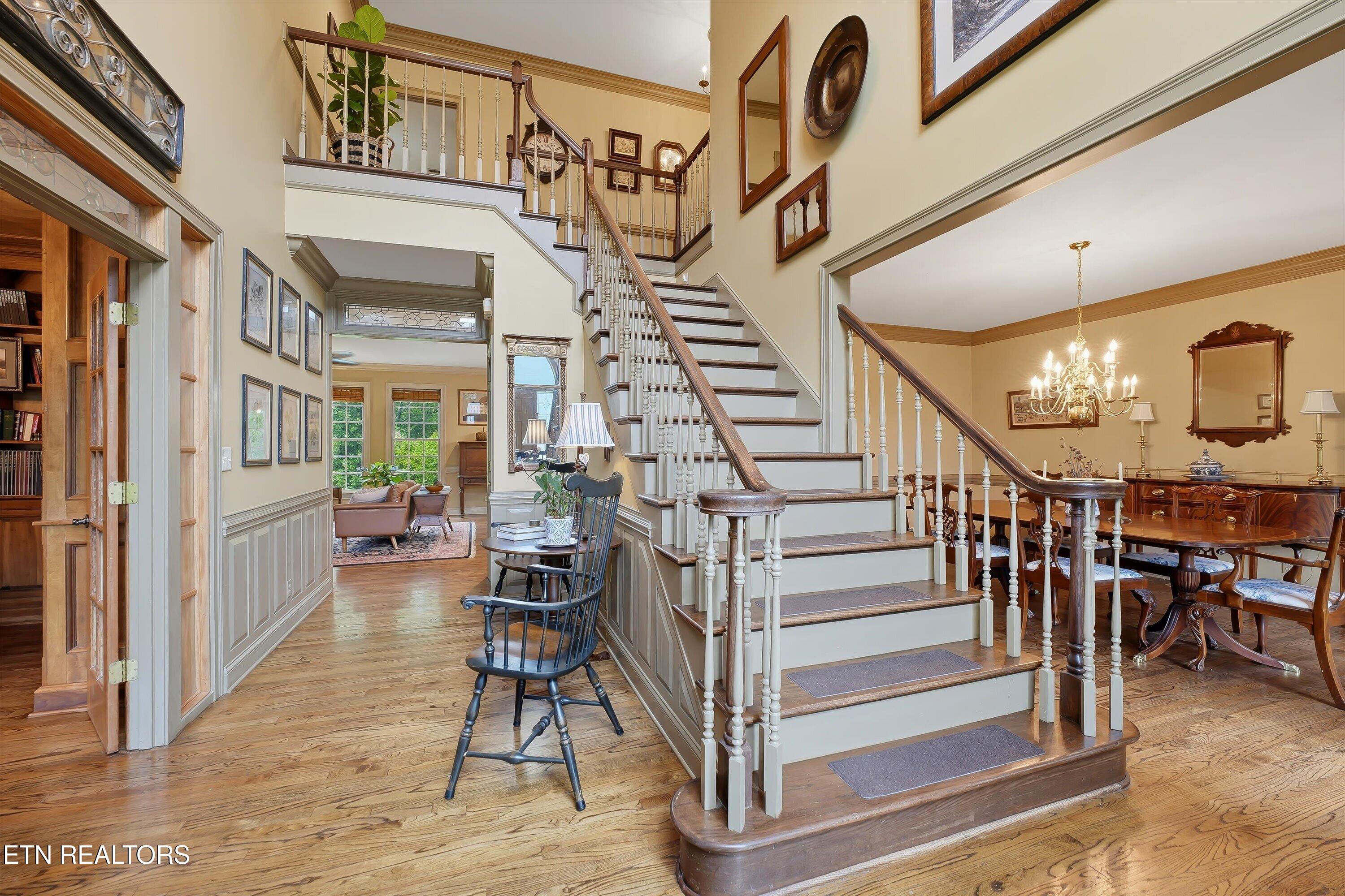 110 Westview Lane Oak Ridge, TN 37830 - Photo 3 of 39 entrance