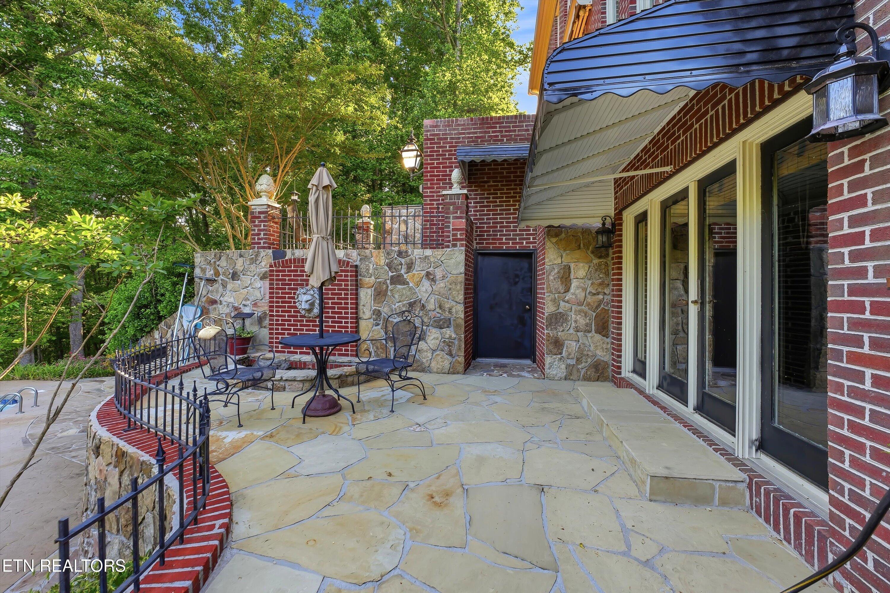 110 Westview Lane Oak Ridge, TN 37830 - Photo 34 of 39 stone patio