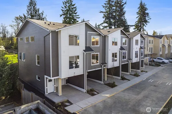 $659,990 | 16823 Alder Way, Unit K2, Lynnwood, WA 98037