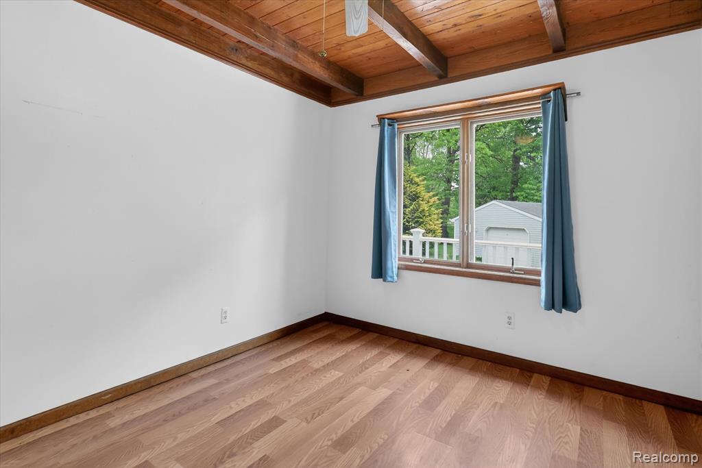 41303 Harris Road Belleville, MI 48111 - Photo 35 of 49