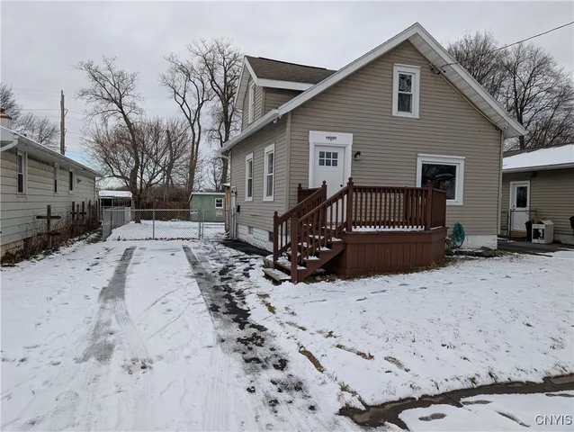 $159,900 | 103 Chester Drive, Salina, NY 13208