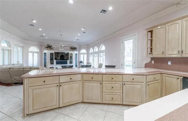 $999,000 | 6701 Tennyson Oaks Lane, Alexandria, LA 71301