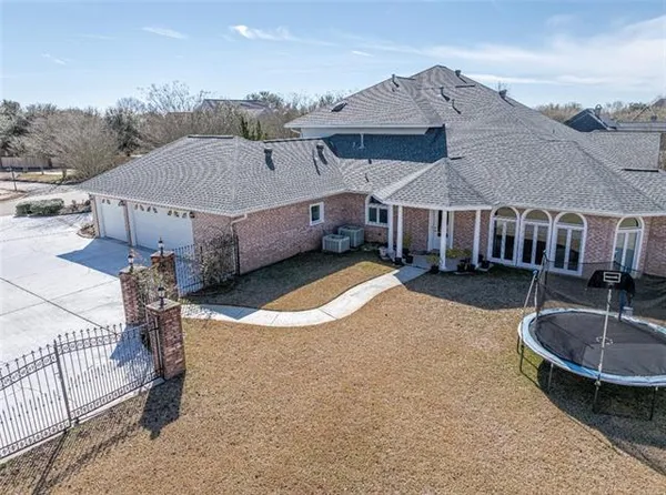 $999,000 | 6701 Tennyson Oaks Lane, Alexandria, LA 71301