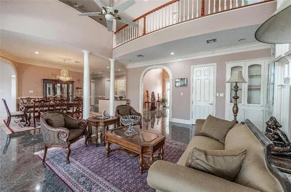 $999,000 | 6701 Tennyson Oaks Lane, Alexandria, LA 71301