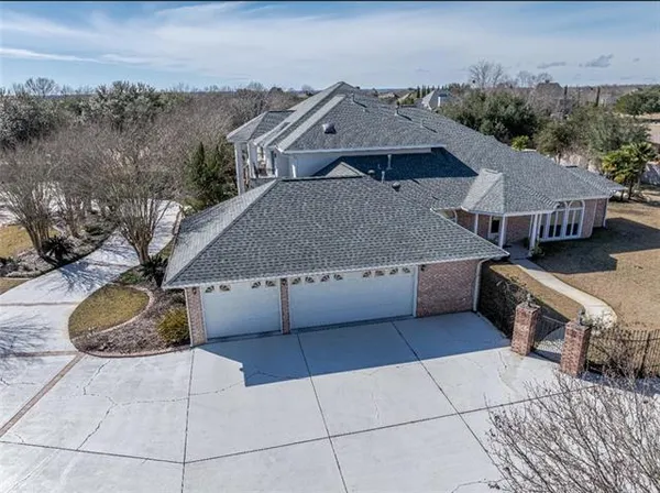 $999,000 | 6701 Tennyson Oaks Lane, Alexandria, LA 71301