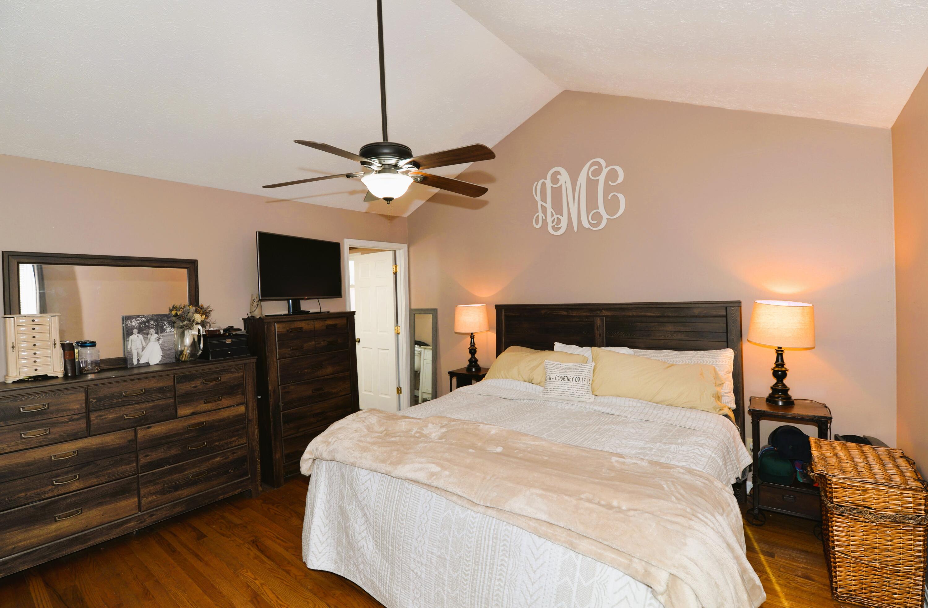 2005 Millgate Road Louisville, KY 40223 - Photo 17 of 31 Gallery Image 17