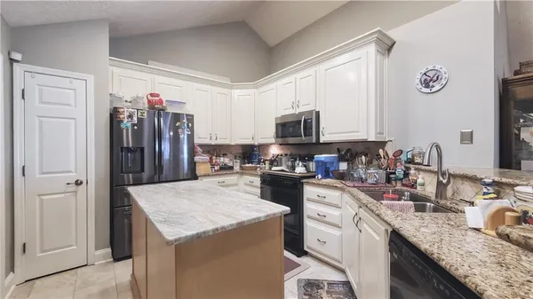 $380,000 | 4020 Vineyards Lane Northwest, Unit 25, Kennesaw, GA 30144