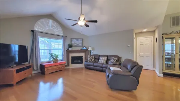 $380,000 | 4020 Vineyards Lane Northwest, Unit 25, Kennesaw, GA 30144