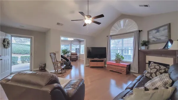 $380,000 | 4020 Vineyards Lane Northwest, Unit 25, Kennesaw, GA 30144