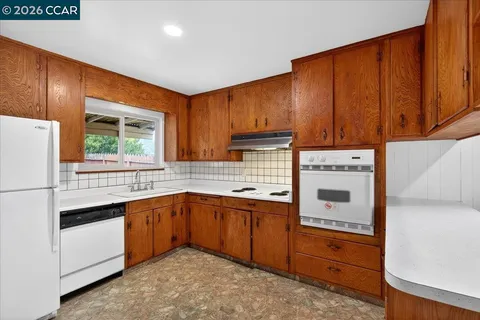 $1,395,000 | 1374 Santa Clara Street, Richmond, CA 94804