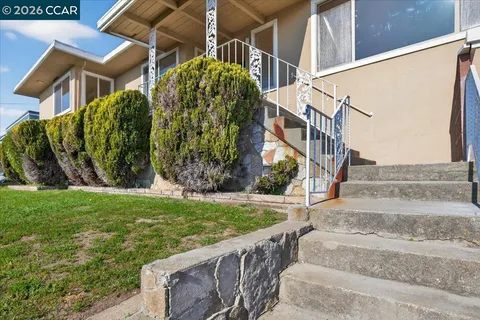 $1,395,000 | 1374 Santa Clara Street, Richmond, CA 94804