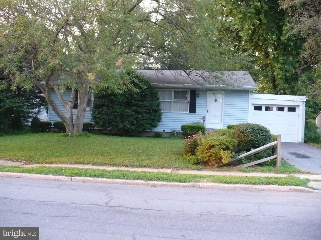 2619 Chapel Road Lancaster, PA 17603 - Photo 1 of 16